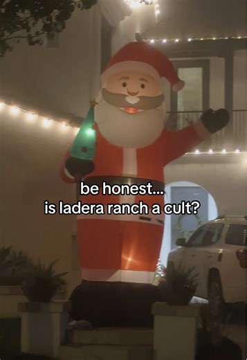 every house got the same Santa blow up 😭 #laderaranch | ladera ranch