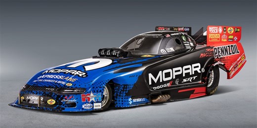 11,000-HP Dodge Hellcat Drag Racer Will Make Your Head Pop