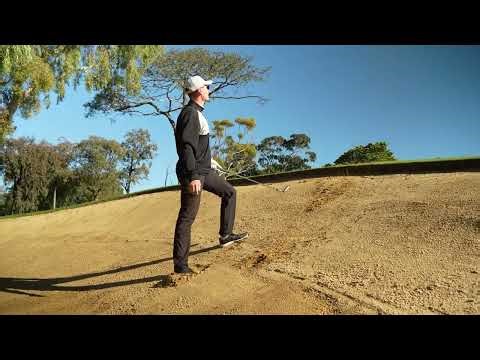 How to correctly rake a bunker