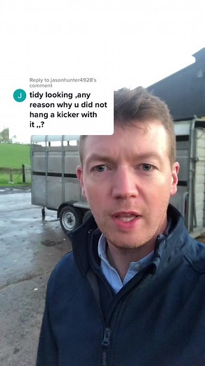 Forming Kickers for RC Walls in Construction