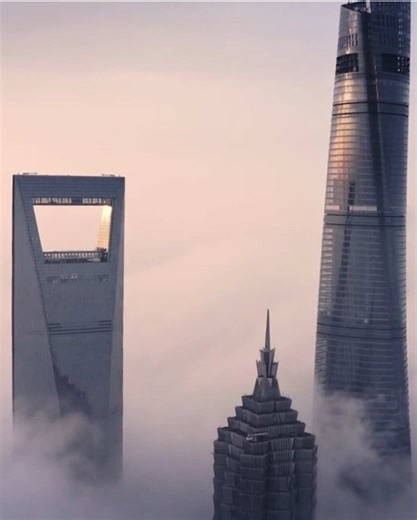Shanghai's Enchanting Flat-Flowing Fog