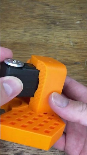 Help building robots! —————-——— if you have a 3dprinter and an STST3215 servo please check this fit.