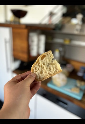 PRIVATE CHEF PER UNA CENA FRA AMICI!🌟 Questa volta vi porto con me a Stresa, sulla sponda piemontese del Lago Maggiore, per una cena degustazione esclusiva, in uno degli appartamenti del team @horizonluxury_homes Ho sorpreso gli ospiti con un menù misto, con i miei cavalli di battaglia imperdibili: ✨ Polpo Tonnato ✨ Risotto con cozze, bisque e mela disidratata ✨ Pancia di Maiale marinata ✨ Crostata alla Pollock Il tutto accompagnato da panificati artigianali e piccole sorprese tra una portata e