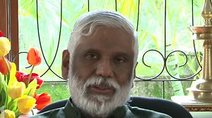 In this video, Dr. Pillai reveals a perfect example of true initiation. It is a very sacred relationship between the Master and the disciple.Join Dr. Pillai on the Full Moon of the Guru for a 1 day or 4-day Spiritual Retreat:https://goo.gl/bL6eW5 | Pillai Center