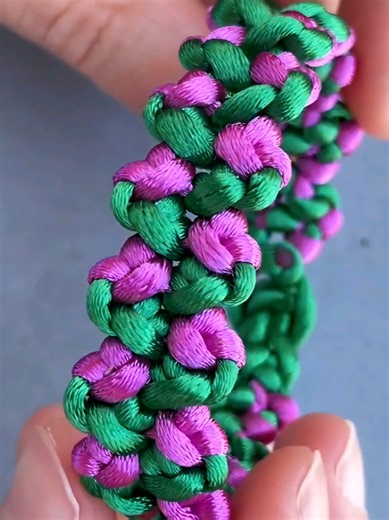 Gorgeous Macrame Bracelet Easy, Stylish, and Fun to Make #macrame #easytutorial #macramelove #Bracelet #macrametutorial