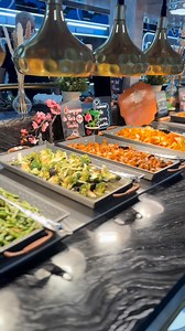 📣 NOUVELLE OUVERTURE – GRAND RESTAURANT ATLANTIC 🌊🐠 Le Restaurant Atlantic vous ouvre les portes d’une expérience culinaire immersive 🌍 ! Entre lumières, décors inspirés des fonds marins et une ambiance apaisante, laissez-vous transporter dans une aventure gourmande où chaque plat du buffet à volonté est une escale culinaire aux saveurs du monde entier : 🍣 Spécialités asiatiques 🦞 Fruits de mer 🔥 Grillades & woks 🍕 Pizzas & 🇫🇷 Plats français…à savourer sans limite 🍽️ Plus de 600 place