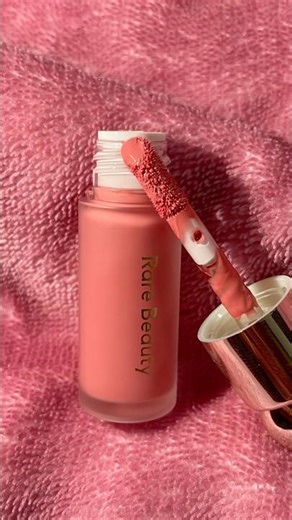 ✨ “Rare Beauty Blue Eyeshadow Glow 💙 #Shorts #rarebeauty #blush