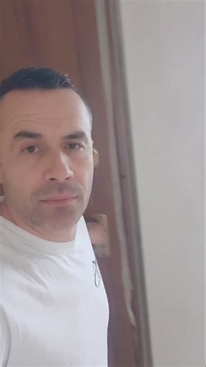 DIY ιδέες και λύσεις // Βαγγέλης Βόντας on Instagram: "Φαλτσογωνιες ποιότητας"