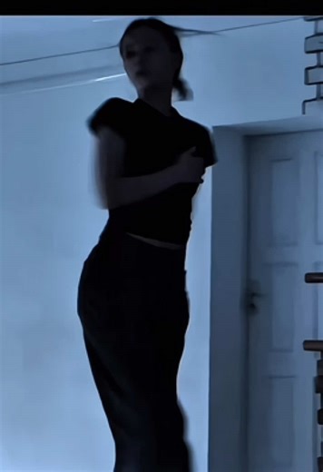 CapCut Tutorial for Slow Motion Disappearance Effect