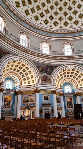 The Church That Survived a Bomb - Mosta Rotunda, Malta