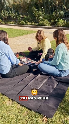 Dans Emblèmes, même vos amis les plus proches peuvent vous trahir !...