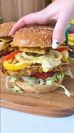 Mexican-Inspired Fajita Chicken Burger Recipe - Old El Paso