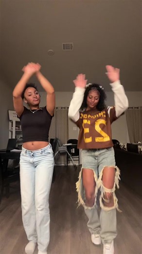 understood the assignment 📝 #fypシ゚viral #dance #trend #bend #dancestolearn