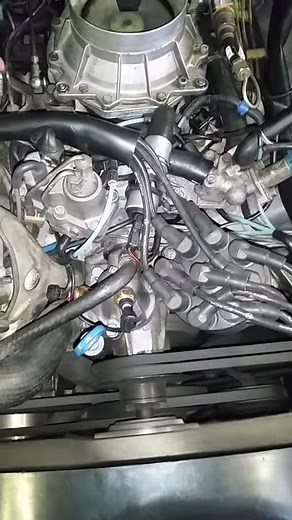 Mercedes W107 450SL 1974 Engine test after repair vacuum system..mp4