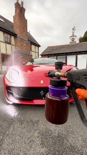When the snow foam hits a Ferrari just right 😮‍💨🫧 | Auto Reflect Detailing