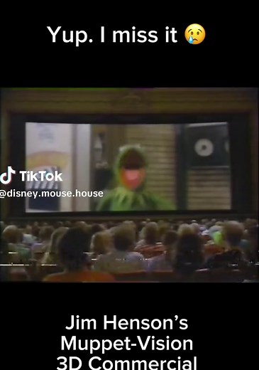 Jim Henson's Muppets: A Nostalgic 3D Commercial