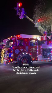 ✨❄️The Southampton Christmas Parade was pure magic- snow falling, fireworks lighting up the sky, and every little moment feeling straight out of a holiday film. 🎄🎆 #christmasparade #longislandlife #longislandmom #momlife #teachermom #christmasideas #christmasmemories | The Teacher Mom Life