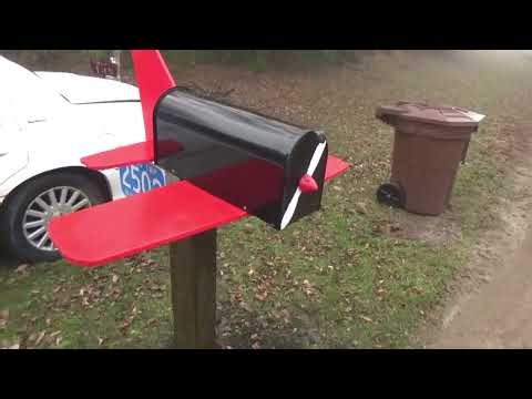 Build this airplane mailbox.