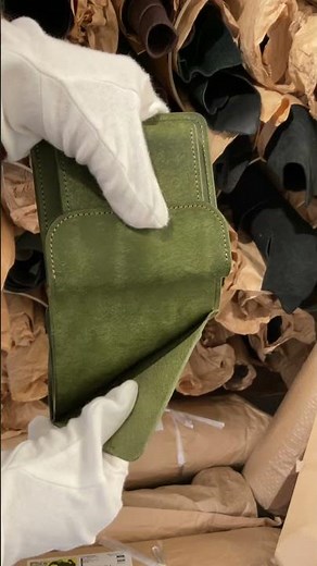 【二つ折り財布】アッカ・ボッテガ Strato ストラート プエブロ 小銭入れ付き二つ折り財布 #wallet