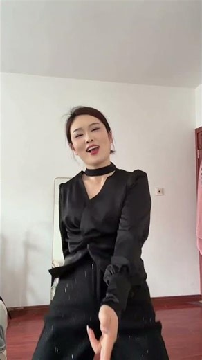 Unicorn Fairies' Fashion Frenzy: Pants or Coat