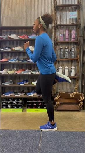 Butt Kicks (Pre-Run Dynamic Stretch Warm-Up Exercise)