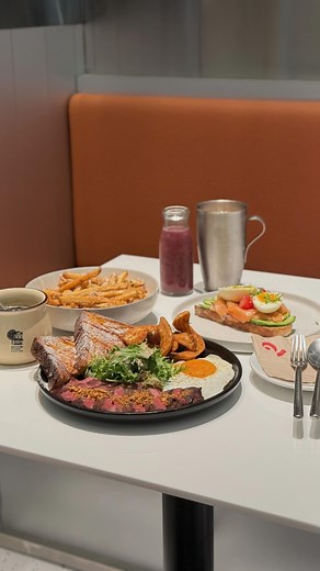 YEH 小葉 ⁂ 新竹 美食旅遊頻道 | Second Floor貳樓新竹巨城店 5/27正式開幕⸝⋆⸝⋆ 新莊街上的「Second Floor 貳樓」已在今年五月結束營業，餐廳遷移至遠東巨城購物中心、創藝廳一樓，餐廳主打親子、寵物友善，訂位時先行告知，店家會幫忙安排適合的座位。 ⭐️... | Instagram