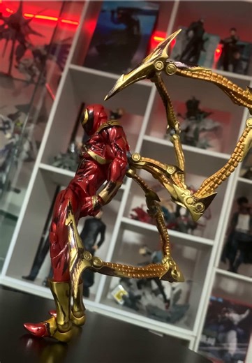 Iron Spider Bootleg Revoltech Review