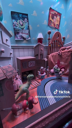Toy Story Window Display at Emporium in Disneyland #disney #disneytiktok #disneyland #toystory #pixar