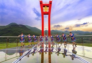 广东湟川三峡擎天玻璃桥景观设计 | 浙江大学建筑设计研究学院_景观中国