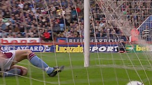 🕺 "He danced that one in to the net!" #OTD in 2002, Mark Viduka scored the only goal in our win over Aston Villa | Leeds United