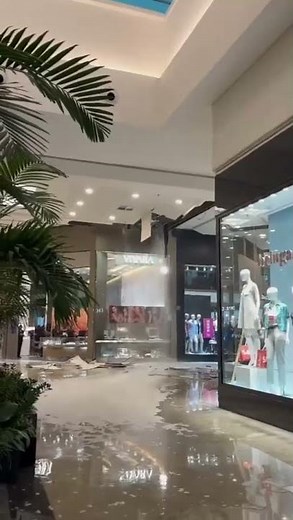 Sexyy Red & Bruno Mars - Fat Juicy & Wet (Official Music Video):