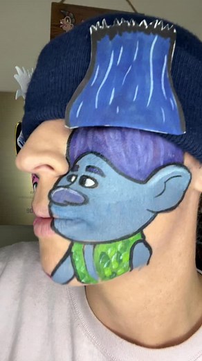 I told you we needed more glitter! #trolls #funny #sound #glitter | Mariam Marks Art