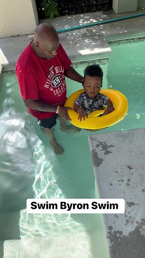 Swim 🏊‍♀️ Byron swim | The Baxter Baby