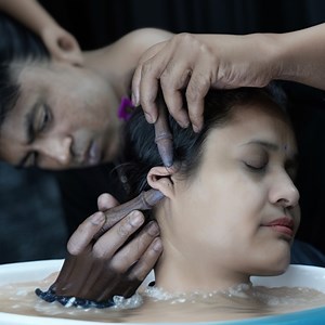 20K views · 193 reactions | Ear Massage For Better Sleep #reelsvideoシ #earmassage #satisfying #asmrmassage | Home ASMR clinic | Facebook