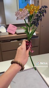 anh thích hoa mà là hoa Swarovski #CapCut #swarovski #hoacuoi #weddingflowers #vlog