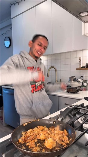 Shawn on Instagram: "THE BEST WAY TO COOK FISH 🐠 #fish #cooking #wishmeluck #fail #foodie"