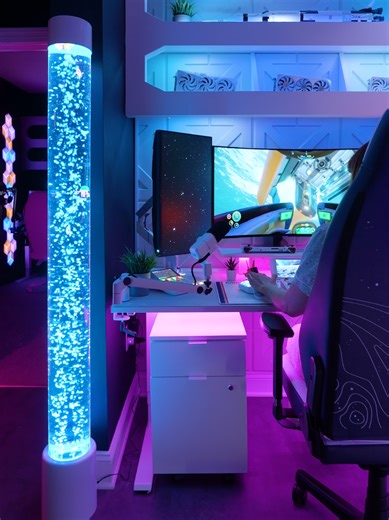 Subnautica PC Setup: Spaceship Aquarium Gaming