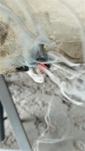 old car rusting Bolt easy open #shortvideo 🥰👍