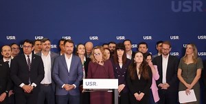 Elena Lasconi amenință cu procese conducerea USR