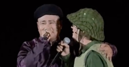 Nghe NSND Tự Long hát chầu văn, Thanh Duy hát cải lương 'đáp trả'