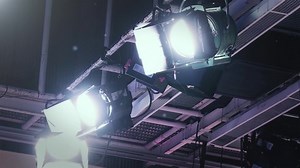 clip-1069329256-flexible-lighting-mounted-on-ceiling-television-studio
