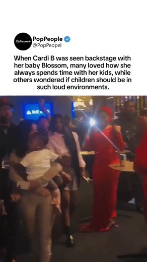Fans debate if backstage is too loud for baby Blossom #celebrity