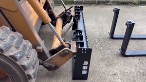 VEVOR Skid Steer Pallet Frame, 4000 lbs Rated Load Capacity, 45-inch Pallet Fork Frame Attachments with 2-inch Hitch Receiver & Spear Sleeves, Fit for Loaders Tractors Quick Attach Mount, Frame Only