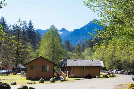 This Hidden Hot Spring Sits in a Rainforest Near One of the Pacific Northwest’s Most Beautiful Waterfalls