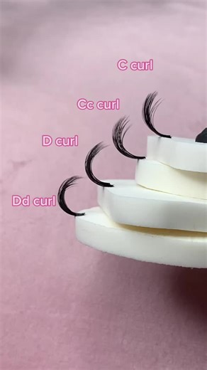 Understanding the Difference: D Curl vs CC Curl Eyelash Extensions