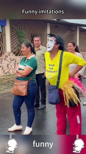 I copy whatever people do, nonstop funny moments #CopyCatPrank #ImitatingPeople #StreetPrank