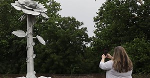 New sculpture in Snyder Park reflects city’s history