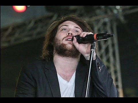 Asking Alexandria "Break Down The Walls" (Official Music Video) HD