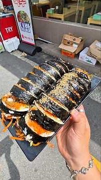 Giant Korean Kimbap in Busan #Kimbap #부산 #부산맛집 #김면장 #부산여행 #koreanfood