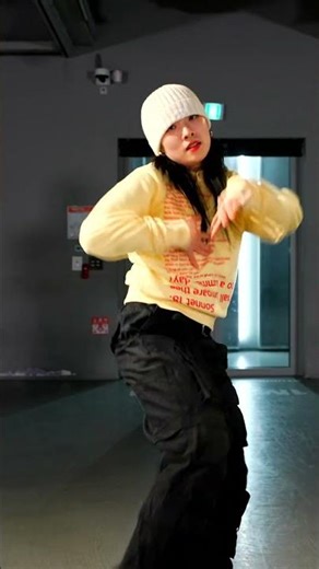 Smooth Energy💫💛 #romm #choreography